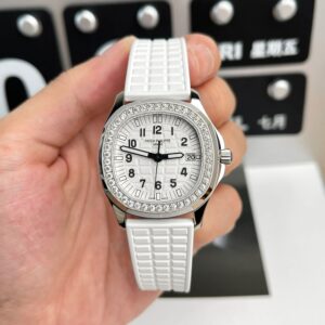 Patek Philippe Women's Watch Aquanaut 5067 White 35.6mm