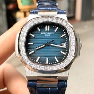 Patek Philippe Men's Automatic Watch With Blue Nautilus Stones 40mm