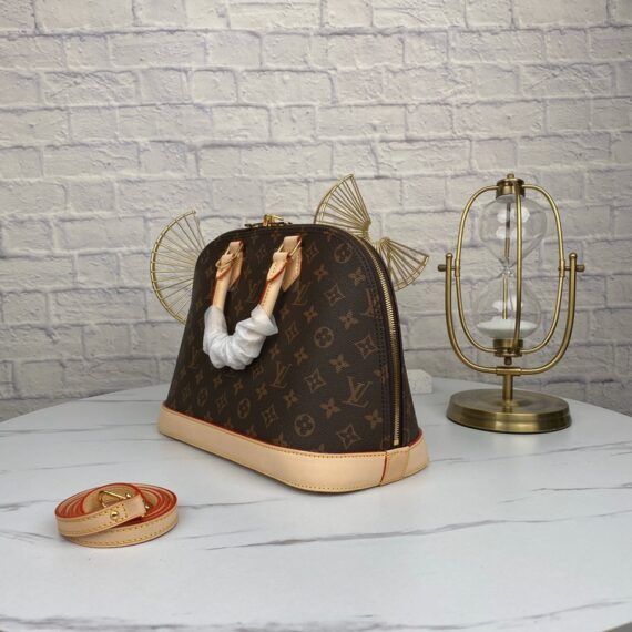 Louis Vuitton Women Alma Monogram Bags