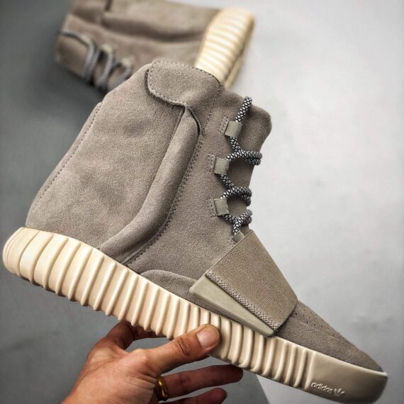 Shoes Yeezy 750 Boost B35309 Men And Women Size From US 5.5 To US 11