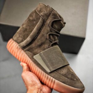 Shoes Yeezy 750 Boost By2456 Men And Women Size From US 5.5 To US 11