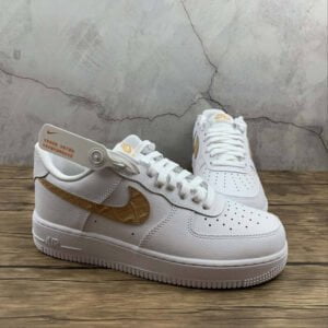 Air Force 1 - 473a300  Air Force 1 Men Size 6.5 - 11 US