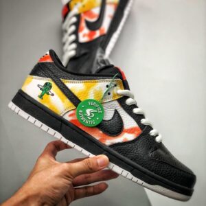 sb-dunk-low-pro-qs-roswell-raygun-bq6832-001-men-and-women-size-from-us-55-to-us-11-k8uck-1.jpg